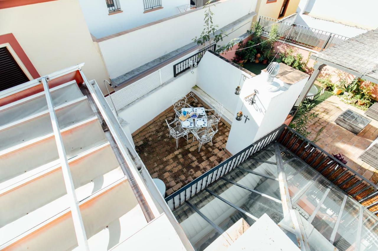 Appartamento Bright Duplex W/ Terrace Siviglia Esterno foto